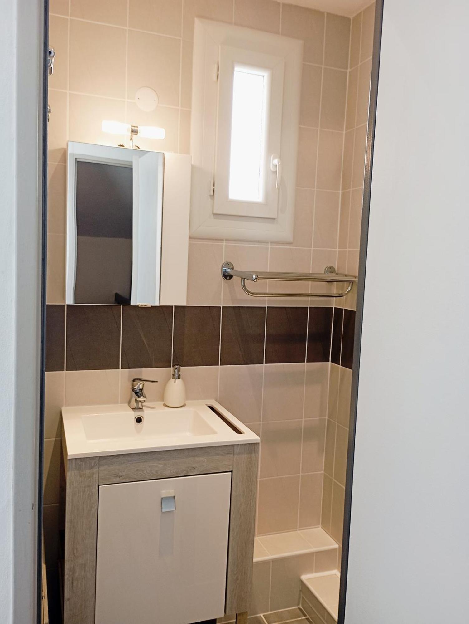 Grand Appartement Proche Port Et Plages, 6 A 8 Pers, 3 Chambres, Climatise Agde Buitenkant foto