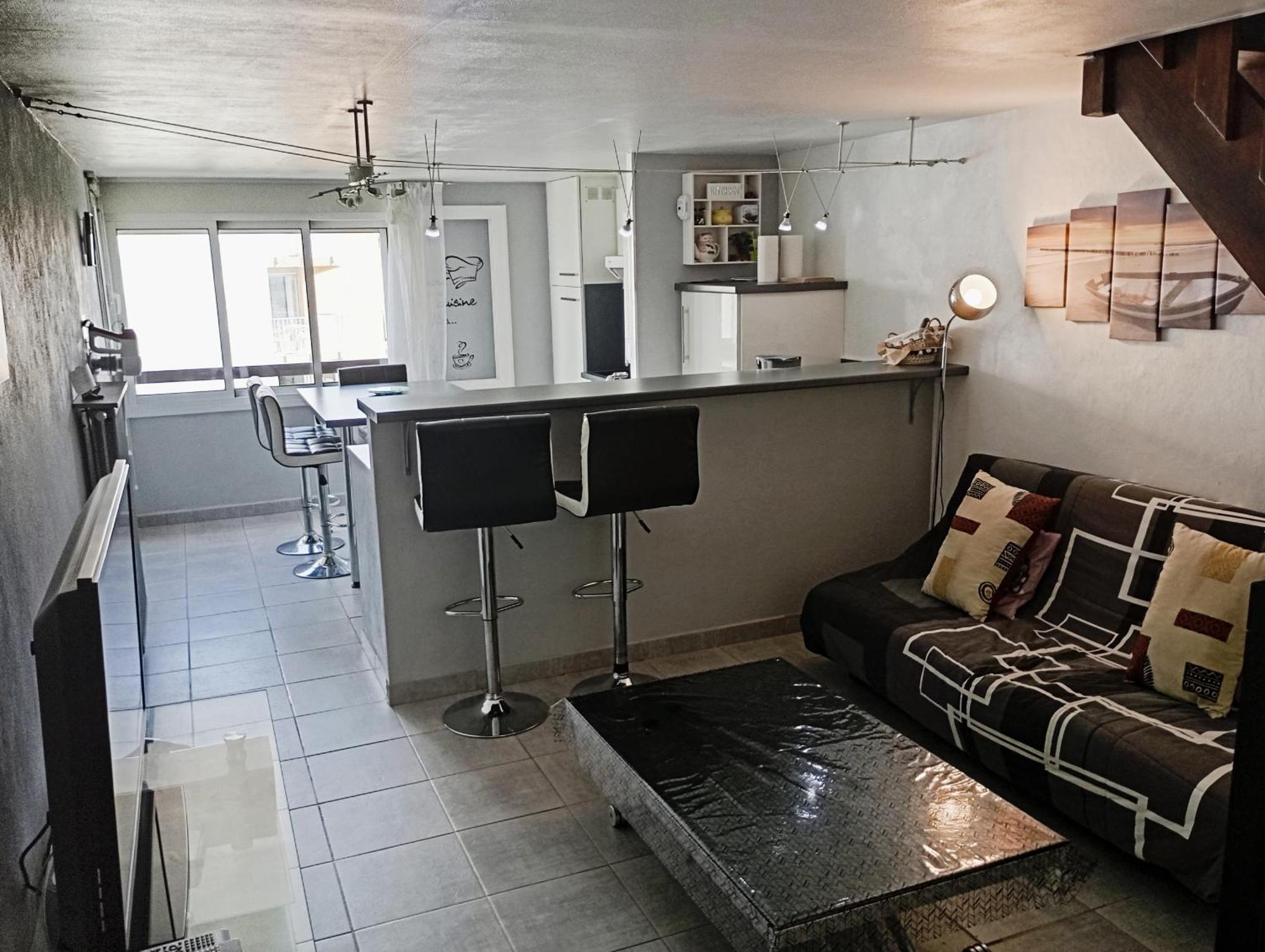 Grand Appartement Proche Port Et Plages, 6 A 8 Pers, 3 Chambres, Climatise Agde Buitenkant foto